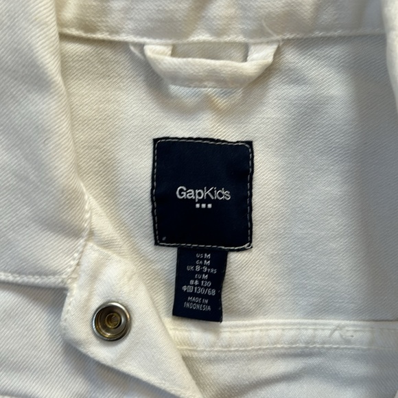 Gap Kids white jean jacket size M 8-9 years old. - Picture 2 of 3